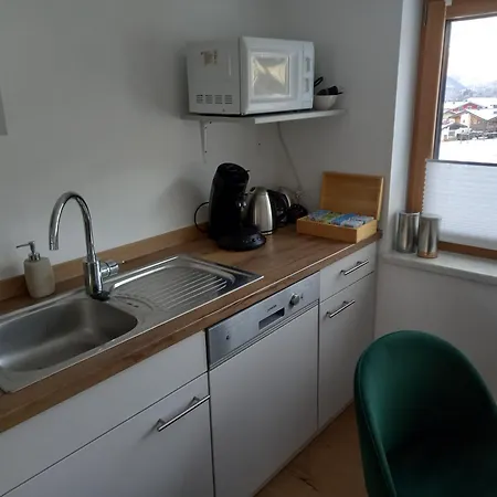 Lovely Rita, Апартаменты Капрун