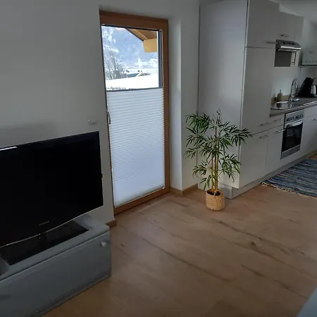 Lovely Rita, דירה *