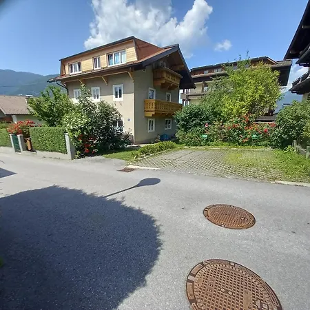 Lovely Rita, Modernes Studio In Kaprun, Toplage Mit Balkon Und Bergblick Kaprun