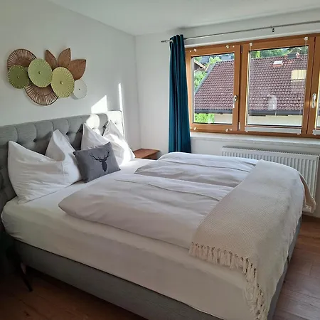 Lovely Rita Studio, Modern - Balcony And Mountain View - Center Капрун